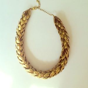 Gold necklace or choker